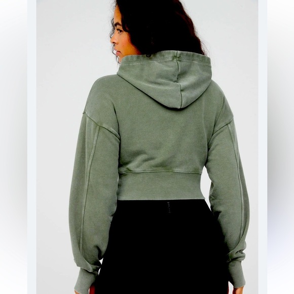 OFFLINE By Aerie Throw-Back Cropped Sweatshirt Sizw XS - Picture 1 of 9